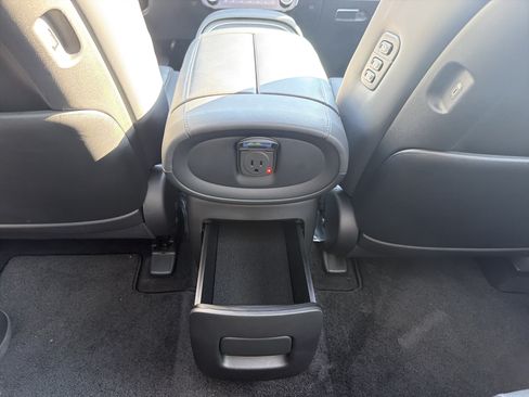 Used 2026 Hyundai Palisade Calligraphy AWD/4WD image 29