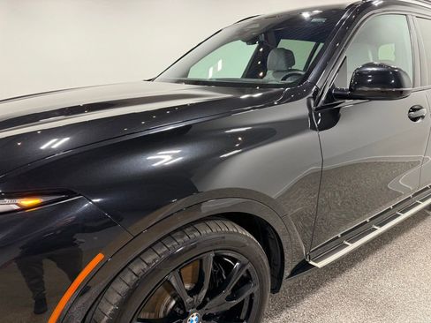 Used 2023 BMW X7 xDrive40i w/ Executive Package image 5