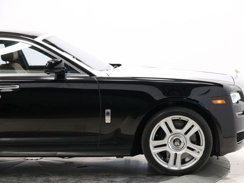 Used 2017 Rolls-Royce Ghost Series II Sedan 4D image 64