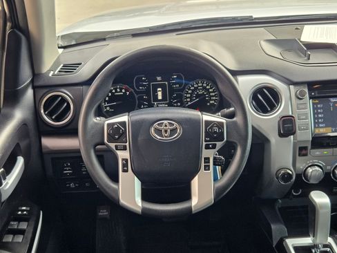 Used 2018 Toyota Tundra SR5 image 22