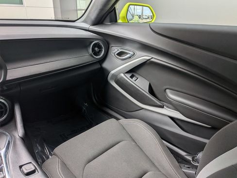 Used 2020 Chevrolet Camaro LT RWD image 16