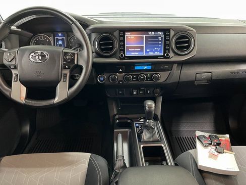 Used 2023 Toyota Tacoma TRD Sport AWD/4WD image 18