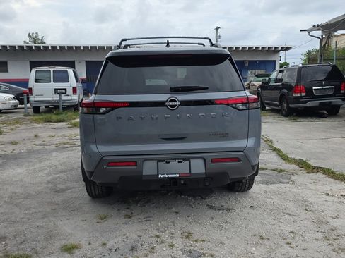 New 2026 Nissan Pathfinder Platinum AWD/4WD image 6