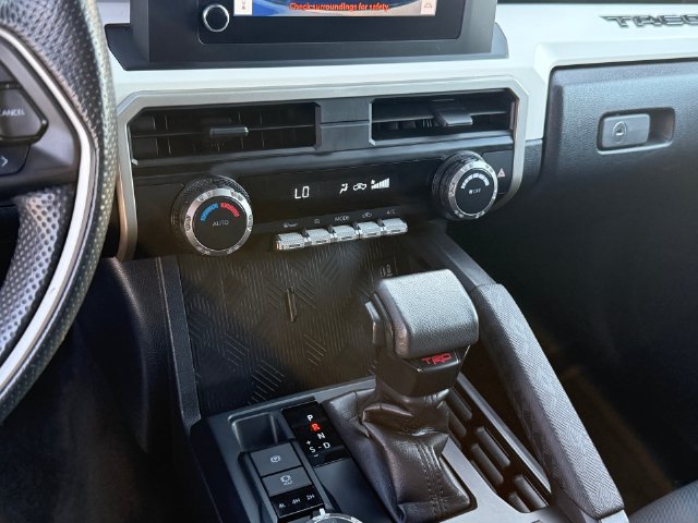 Used 2024 Toyota Tacoma TRD Off-Road AWD/4WD image 23