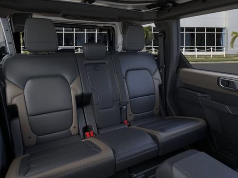 New 2026 Ford Bronco Big Bend w/ Black Diamond Package AWD/4WD image 11