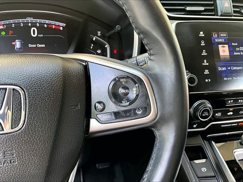 Used 2020 Honda CR-V Touring image 25