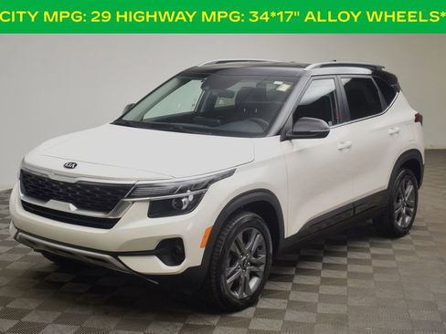 Used 2021 Kia Seltos S FWD image 3