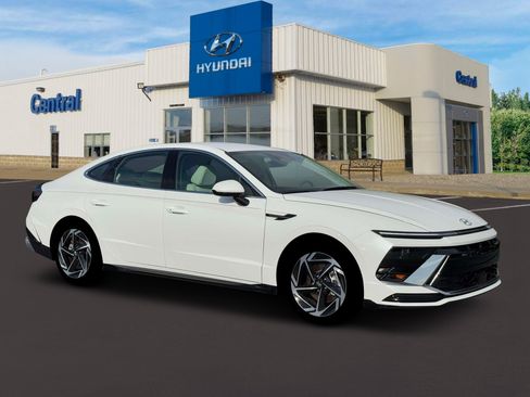 New 2026 Hyundai Sonata SEL FWD image 10
