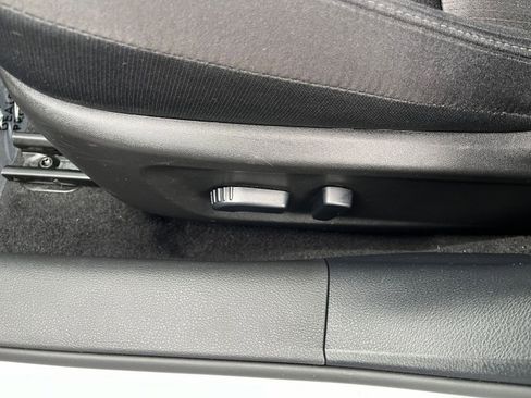 Used 2024 Nissan Altima 2.5 SV image 23