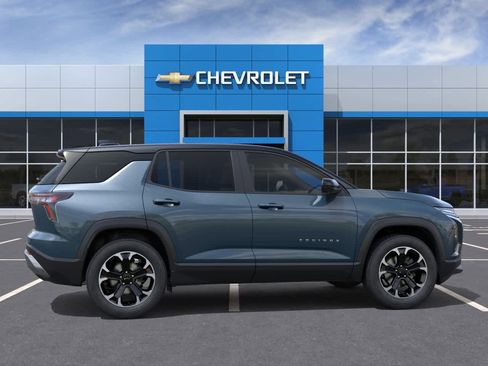 New 2026 Chevrolet Equinox LT w/ Convenience Package II AWD/4WD image 5