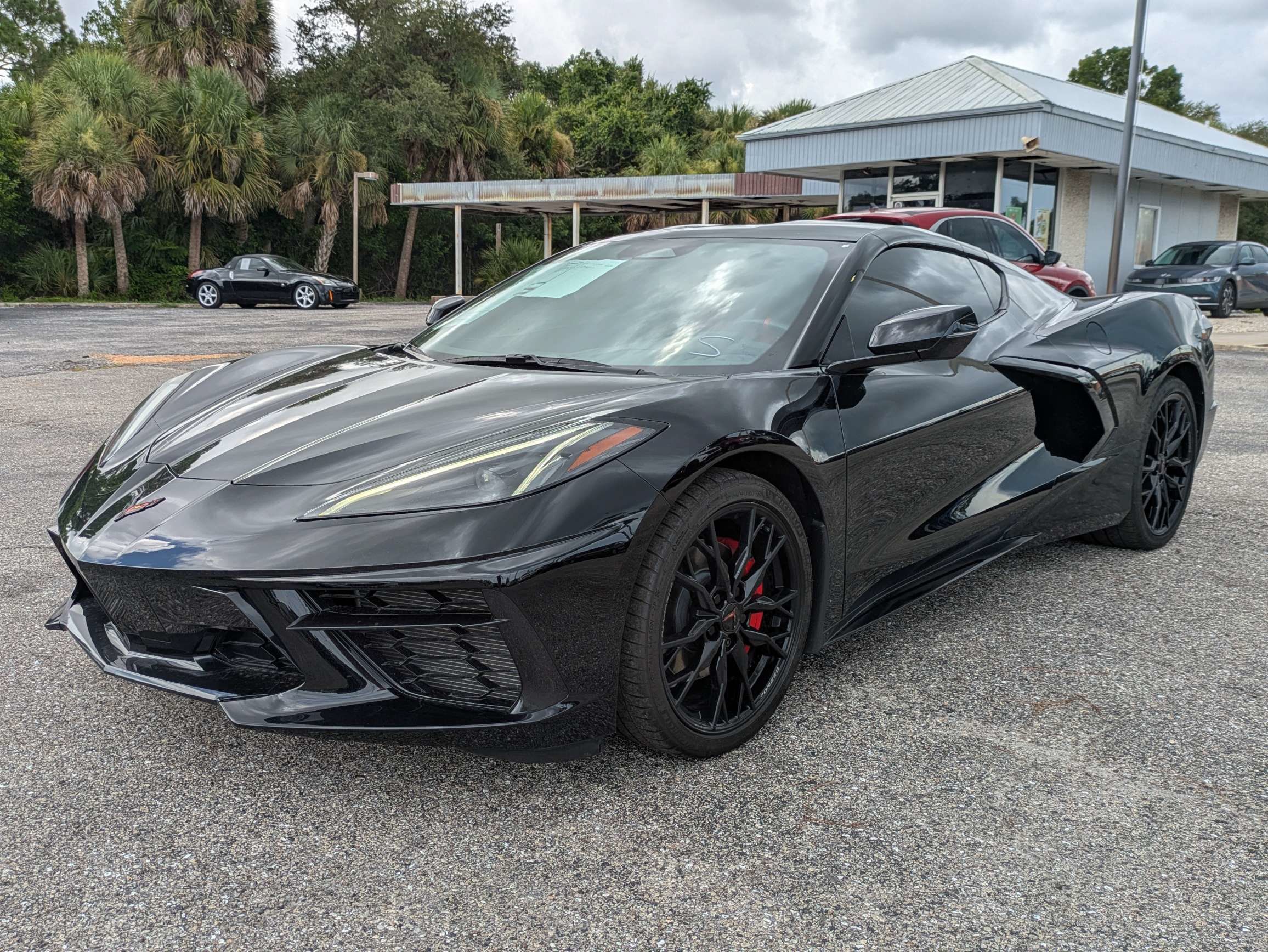 Used 2024 Chevrolet Corvette Stingray Coupe w/ 1LT RWD image 9