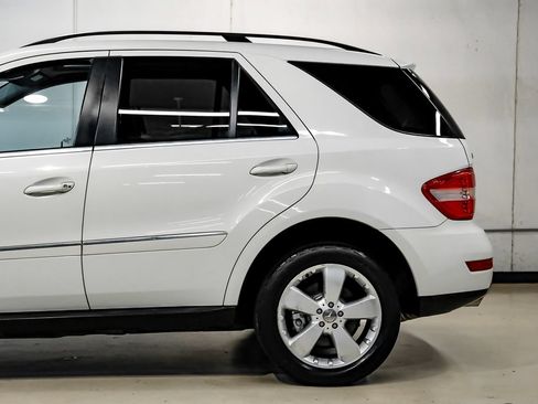 Used 2011 Mercedes-Benz ML 350 4MATIC image 18