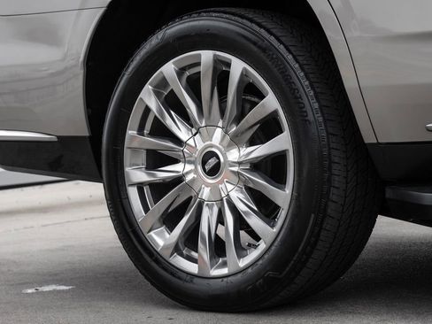 Used 2021 Cadillac Escalade Premium Luxury w/ Driver Assist Tech Package image 65