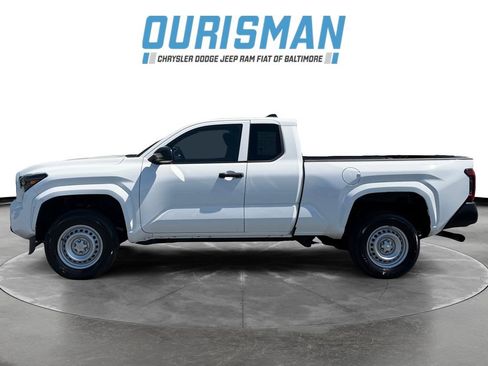 Used 2025 Toyota Tacoma SR RWD image 3