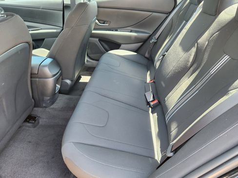 New 2025 Hyundai Elantra Blue image 9