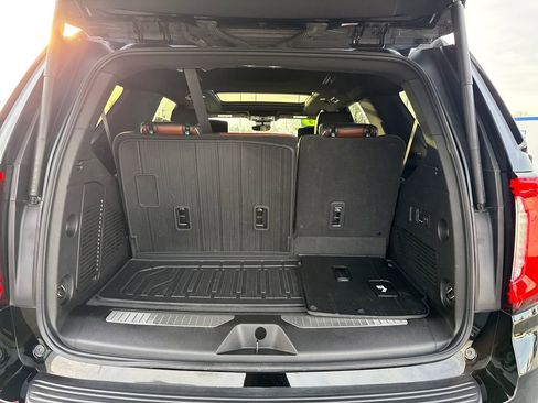 Used 2023 GMC Yukon Denali Ultimate image 29