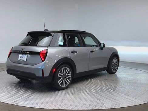 New 2026 MINI Cooper S image 8