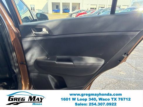 Used 2021 Kia Sportage LX FWD image 25