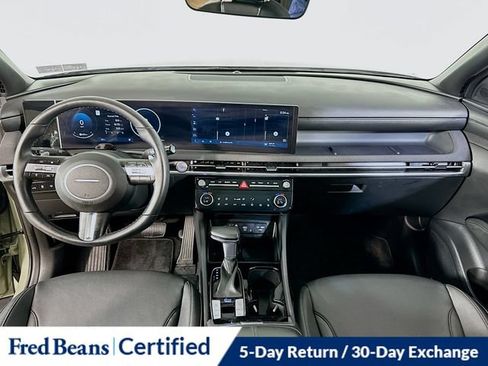 Certified 2025 Hyundai Santa Cruz Limited AWD/4WD image 22
