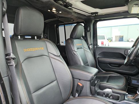 Used 2020 Jeep Gladiator Mojave AWD/4WD image 27