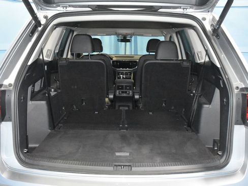 Used 2023 Volkswagen Atlas SE image 30