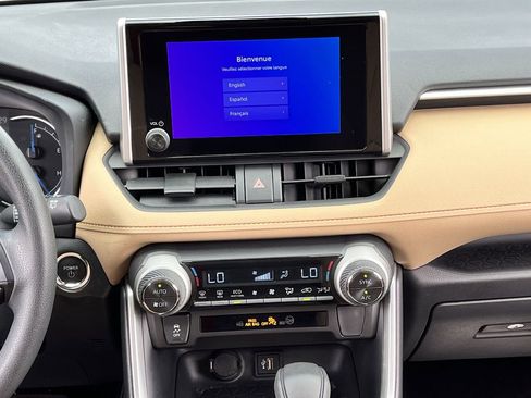 Used 2023 Toyota RAV4 XLE w/ Convenience Package image 15