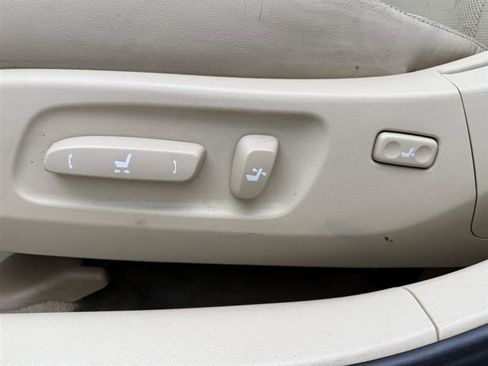 Used 2010 Lexus ES 350 image 25