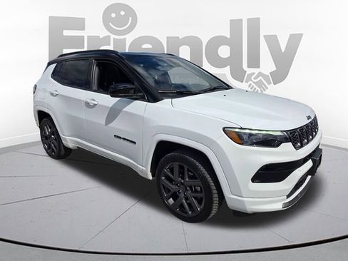 Used 2024 Jeep Compass Limited w/ High Altitude Package AWD/4WD image 3