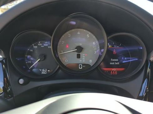 Used 2025 Porsche Macan S image 10