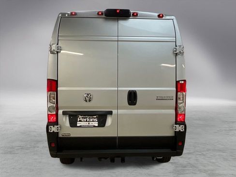New 2025 RAM ProMaster 1500 w/ Quick Order Package 22G SLT image 8