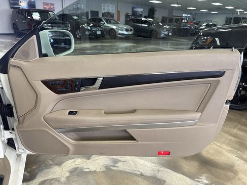 Used 2010 Mercedes-Benz E 550 Coupe image 20