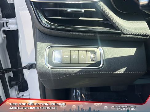 New 2025 Buick Enclave Sport Touring w/ Power Package image 24