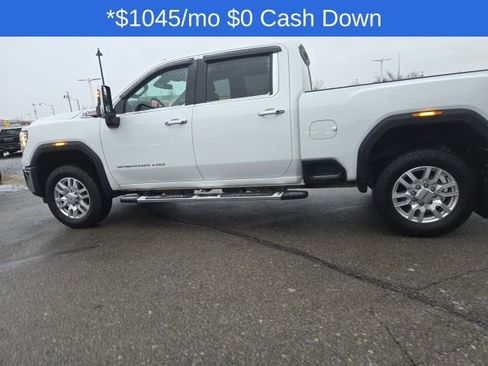 Used 2024 GMC Sierra 3500 SLT image 15