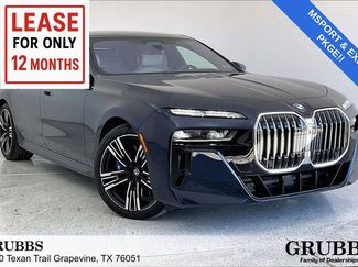 Used 2023 BMW 760i xDrive w/ Executive Package video 1