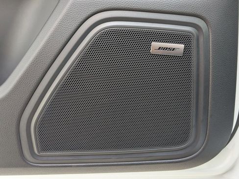 New 2026 Porsche Macan image 14