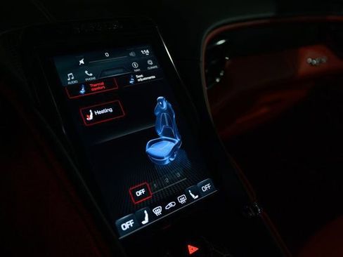 Used 2021 Ferrari Roma image 14