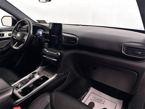 Used 2020 Ford Explorer ST w/ Premium Technology Package image 28
