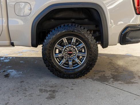 New 2026 GMC Sierra 1500 AT4X AWD/4WD image 32