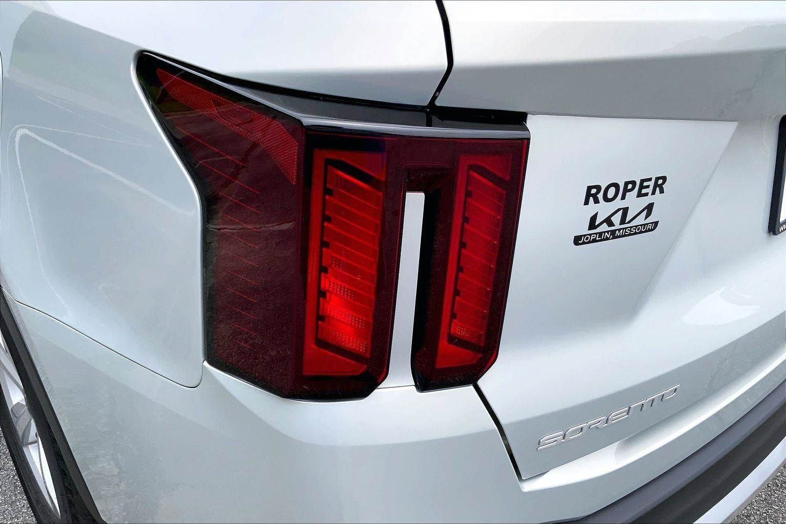 Used 2026 Kia Sorento LX FWD image 27