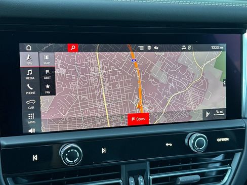 Used 2025 Porsche Macan GTS image 21