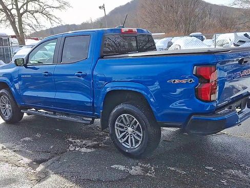 Used 2024 Chevrolet Colorado LT w/ LT Convenience Package III image 6