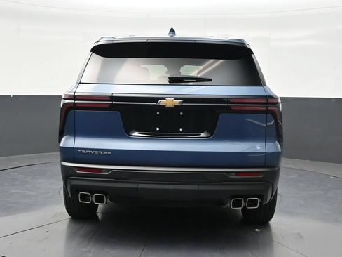 Used 2024 Chevrolet Traverse LS FWD image 4