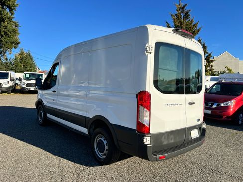 Used 2018 Ford Transit 250 130 Medium Roof image 5