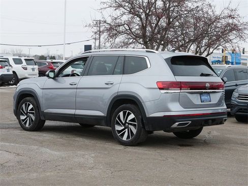 Certified 2025 Volkswagen Atlas SEL image 5