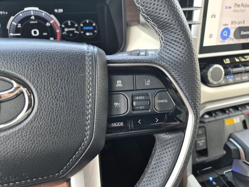 Used 2024 Toyota Sequoia Capstone AWD/4WD image 24