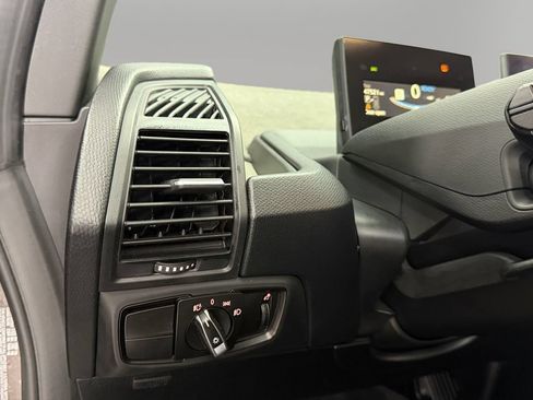 Used 2019 BMW i3 RWD image 17