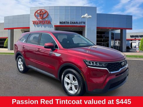 Used 2021 Kia Sorento LX FWD image 1
