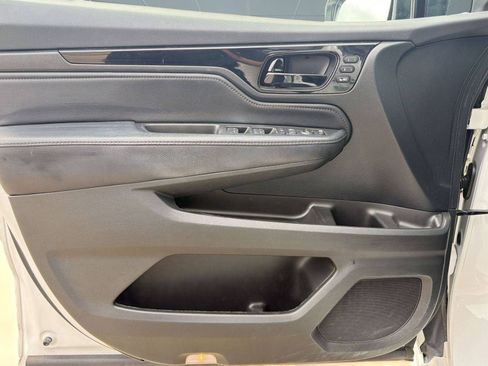 Used 2022 Honda Odyssey Touring image 12