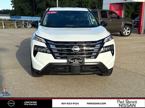 Certified 2026 Nissan Rogue S FWD image 18