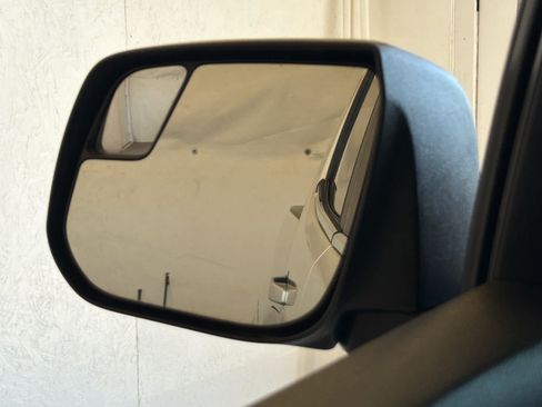 Used 2016 Chevrolet Colorado LT RWD image 50